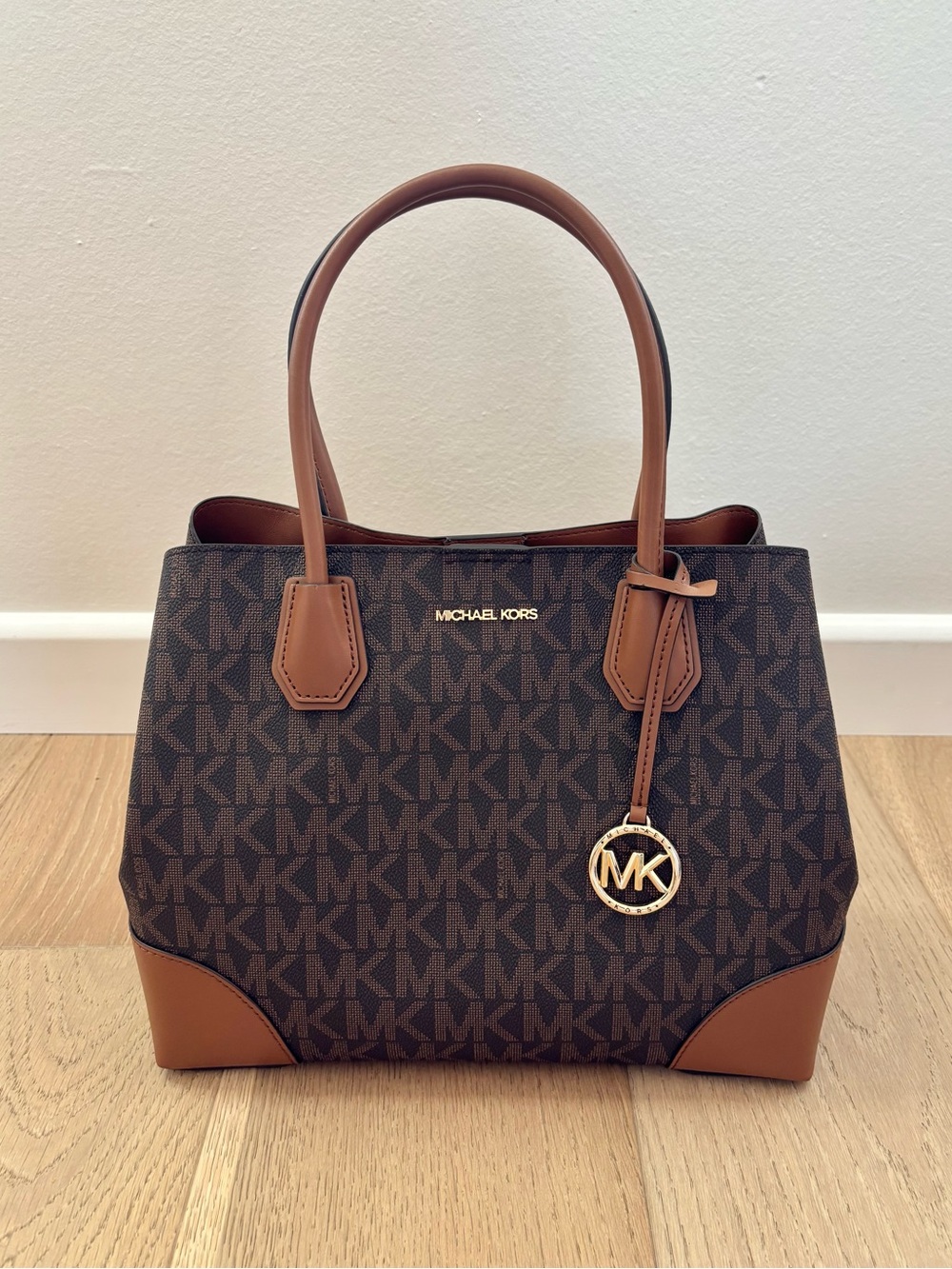 Michael Kors Mercer Gallery Zip Tote Bag